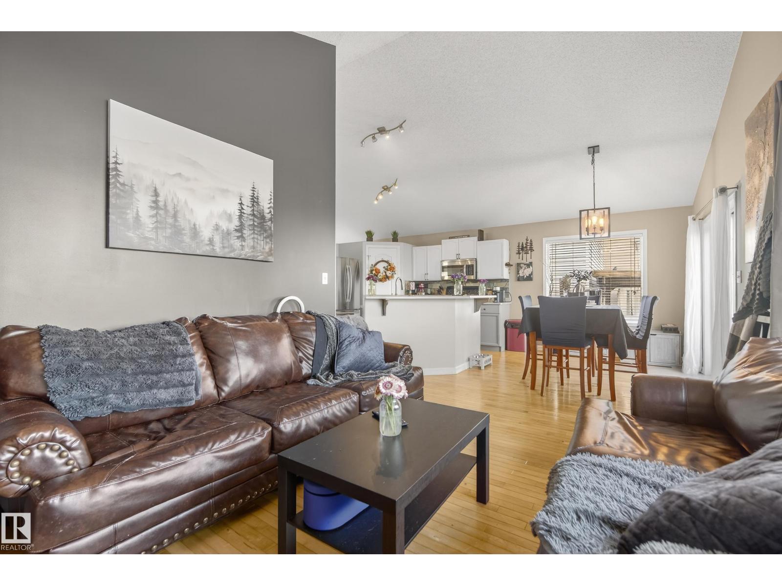 3203 49 St, Beaumont, Alberta  T4X 1R6 - Photo 11 - E4465704