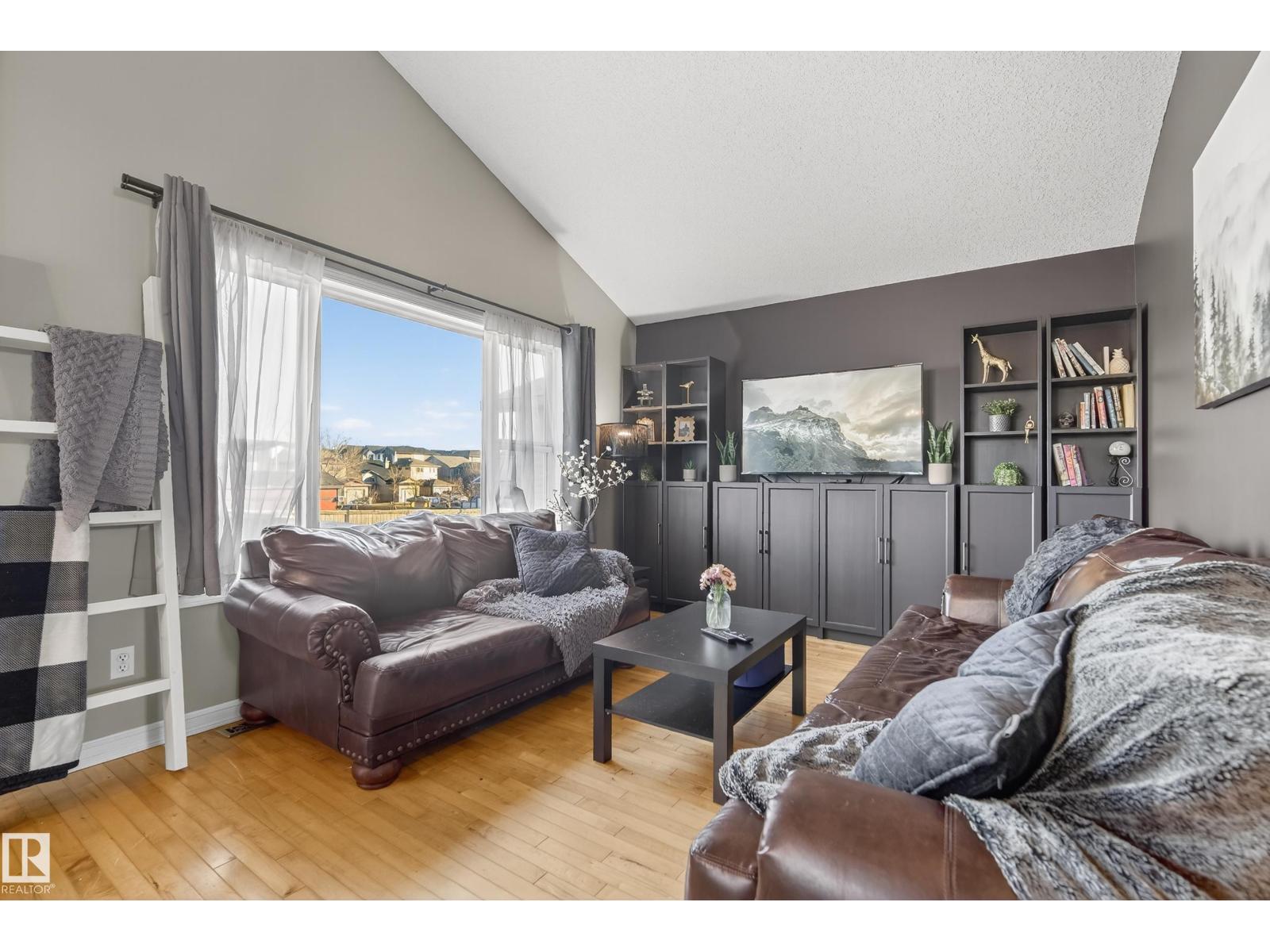 3203 49 St, Beaumont, Alberta  T4X 1R6 - Photo 9 - E4465704