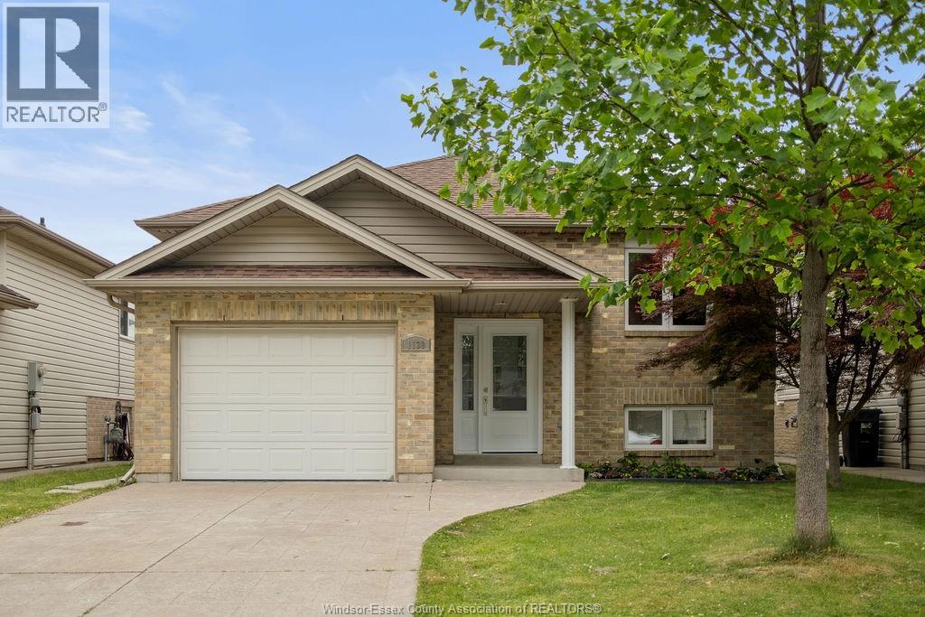 1130 PEARSON AVENUE, windsor, Ontario