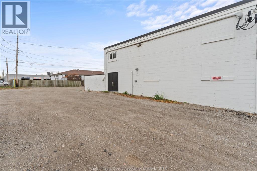 227-235 Sandwich Street South, Amherstburg, Ontario N9V 2A3 - Photo 18 - 25028762