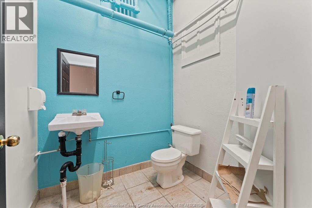 227-235 Sandwich Street South, Amherstburg, Ontario N9V 2A3 - Photo 31 - 25028762