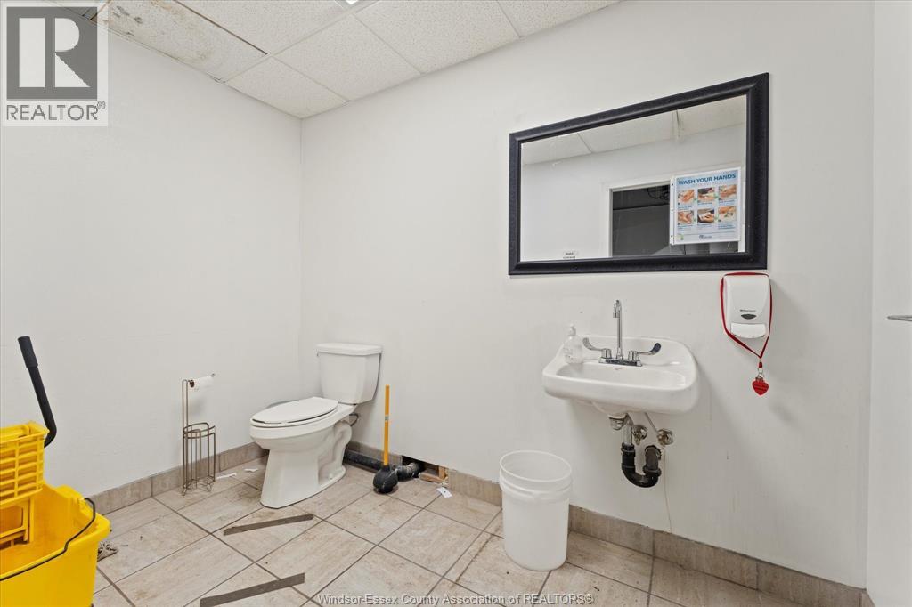 227-235 Sandwich Street South, Amherstburg, Ontario N9V 2A3 - Photo 5 - 25028762