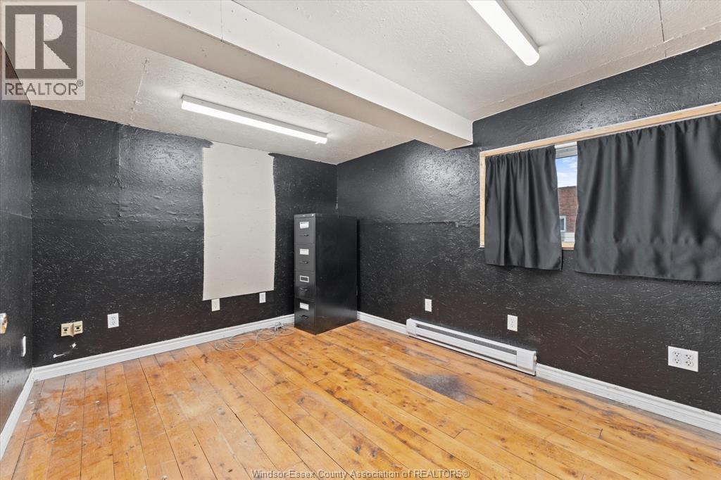 227-235 Sandwich Street South, Amherstburg, Ontario N9V 2A3 - Photo 6 - 25028762