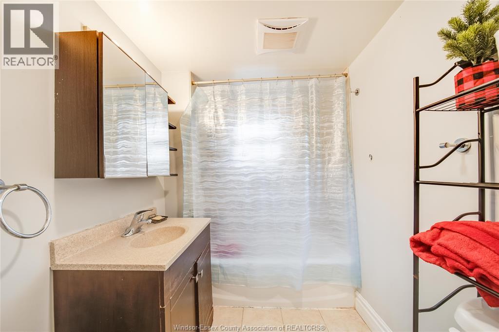 1056-60 Niagara, Windsor, Ontario  N9A 3V2 - Photo 41 - 25028728