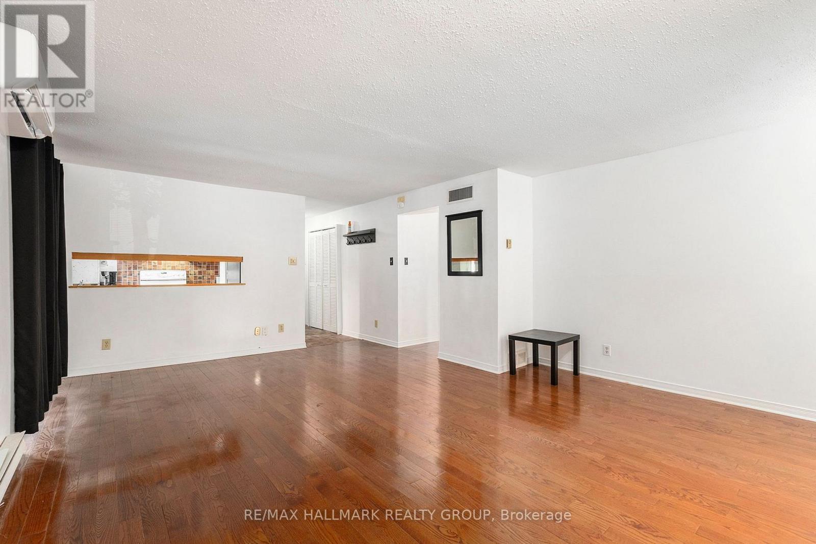 3 - 244 Charlotte Street, Ottawa, Ontario  K1N 8L3 - Photo 4 - X12360162