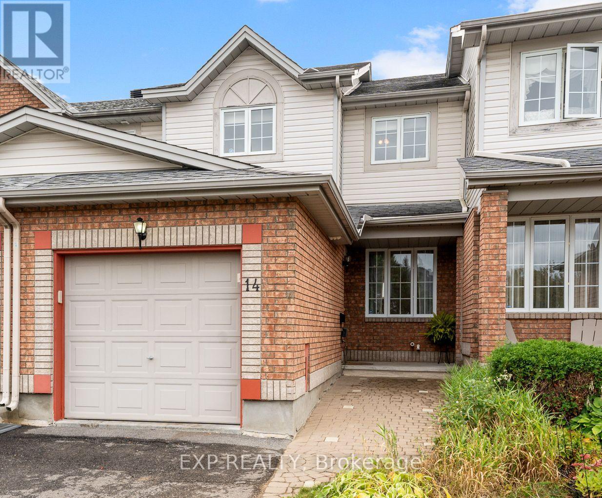 14 Drumso Street, Ottawa, Ontario K1T 3Y2 - Photo 3 - X12423212