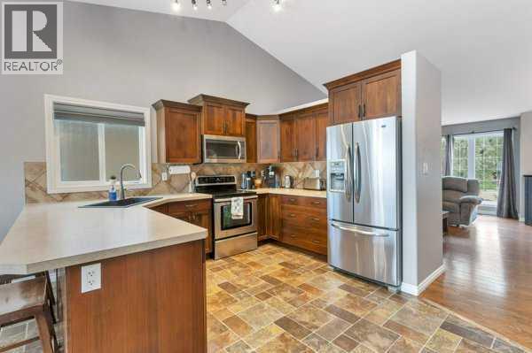 13 Coleman Crescent, Blackfalds, Alberta  T4M 0C7 - Photo 3 - A2242751