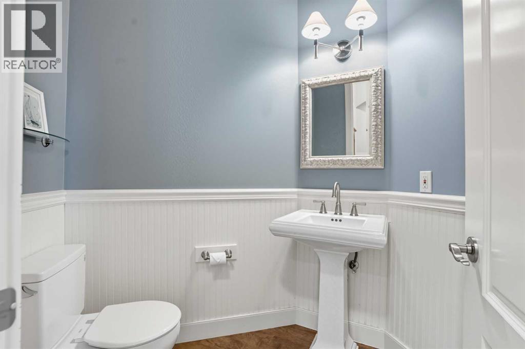 134 Discovery Ridge Boulevard Sw, Calgary, Alberta  T3H 4Y2 - Photo 30 - A2258271