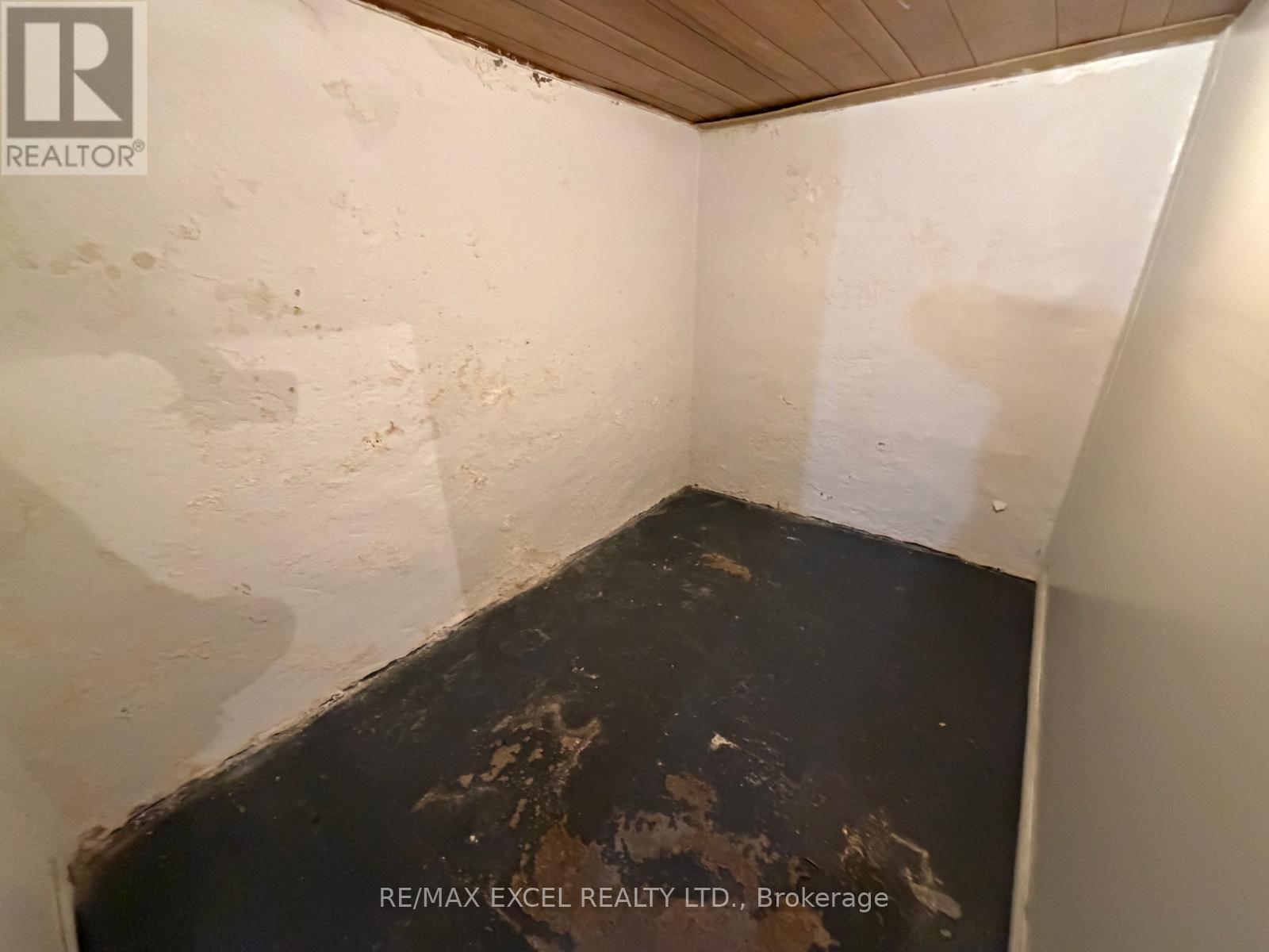 Main Flr & Bsmt, Unit A - 515 Warden Avenue, Toronto, Ontario  M1L 3Z2 - Photo 14 - E12542516