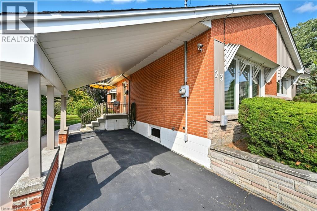 23 Percy Court, Hamilton, Ontario  L8T 1W7 - Photo 4 - 40788196