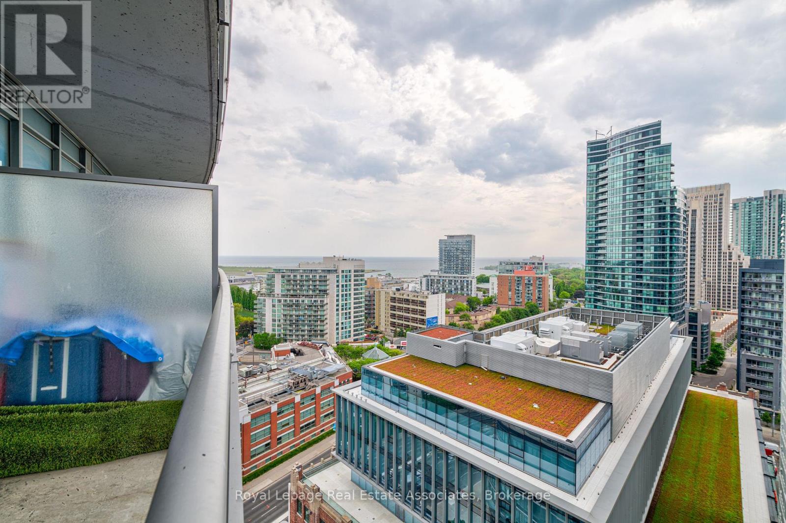 1206 - 38 DAN LECKIE WAY, Toronto, Ontario