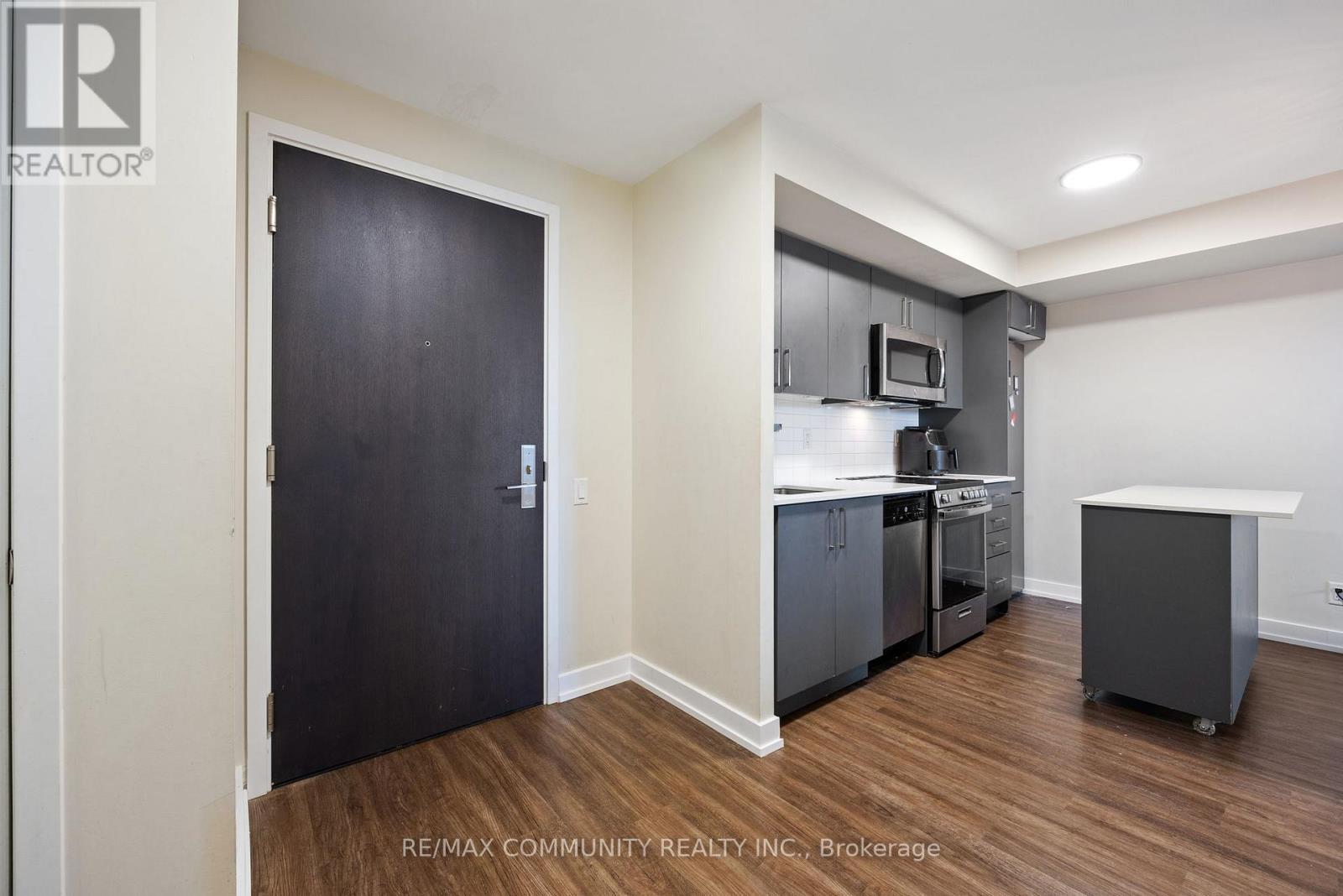 313 - 38 Monte Kwinter Court, Toronto, Ontario  M3H 0E2 - Photo 7 - C12544218