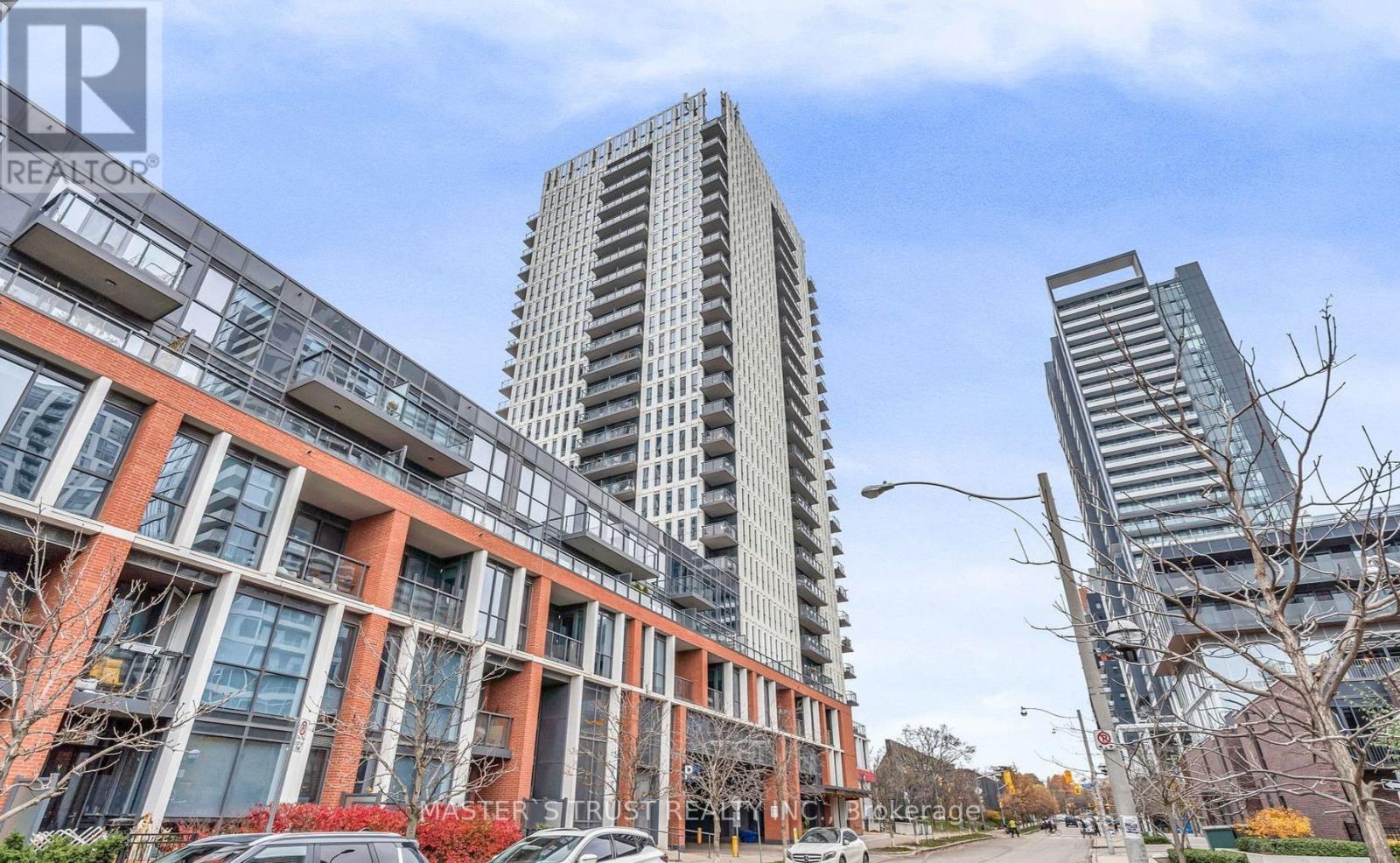 2002 - 170 SUMACH STREET, Toronto, Ontario