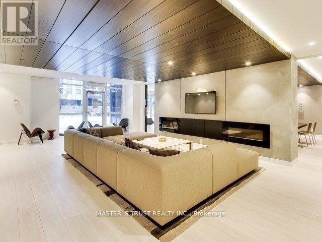 2002 - 170 Sumach Street, Toronto, Ontario  M5A 0C3 - Photo 3 - C12544224