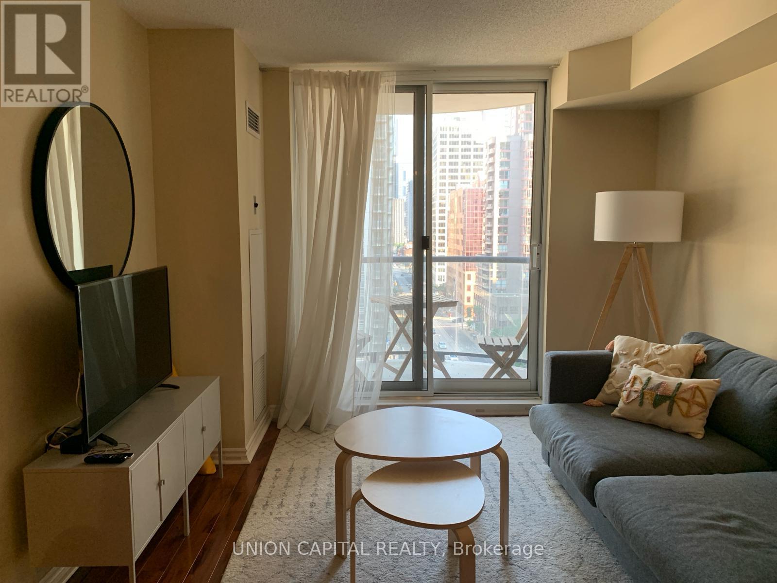 1205 - 801 Bay Street, Toronto, Ontario  M5S 1Y9 - Photo 6 - C12544266