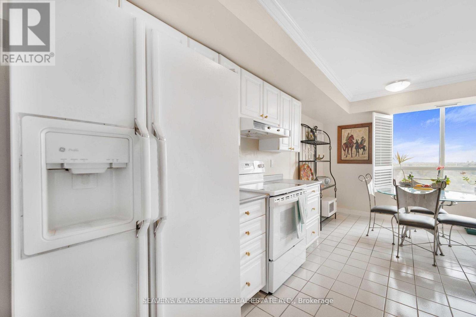 Ph209 - 2 Covington Road, Toronto, Ontario  M6A 3E2 - Photo 10 - C12544276