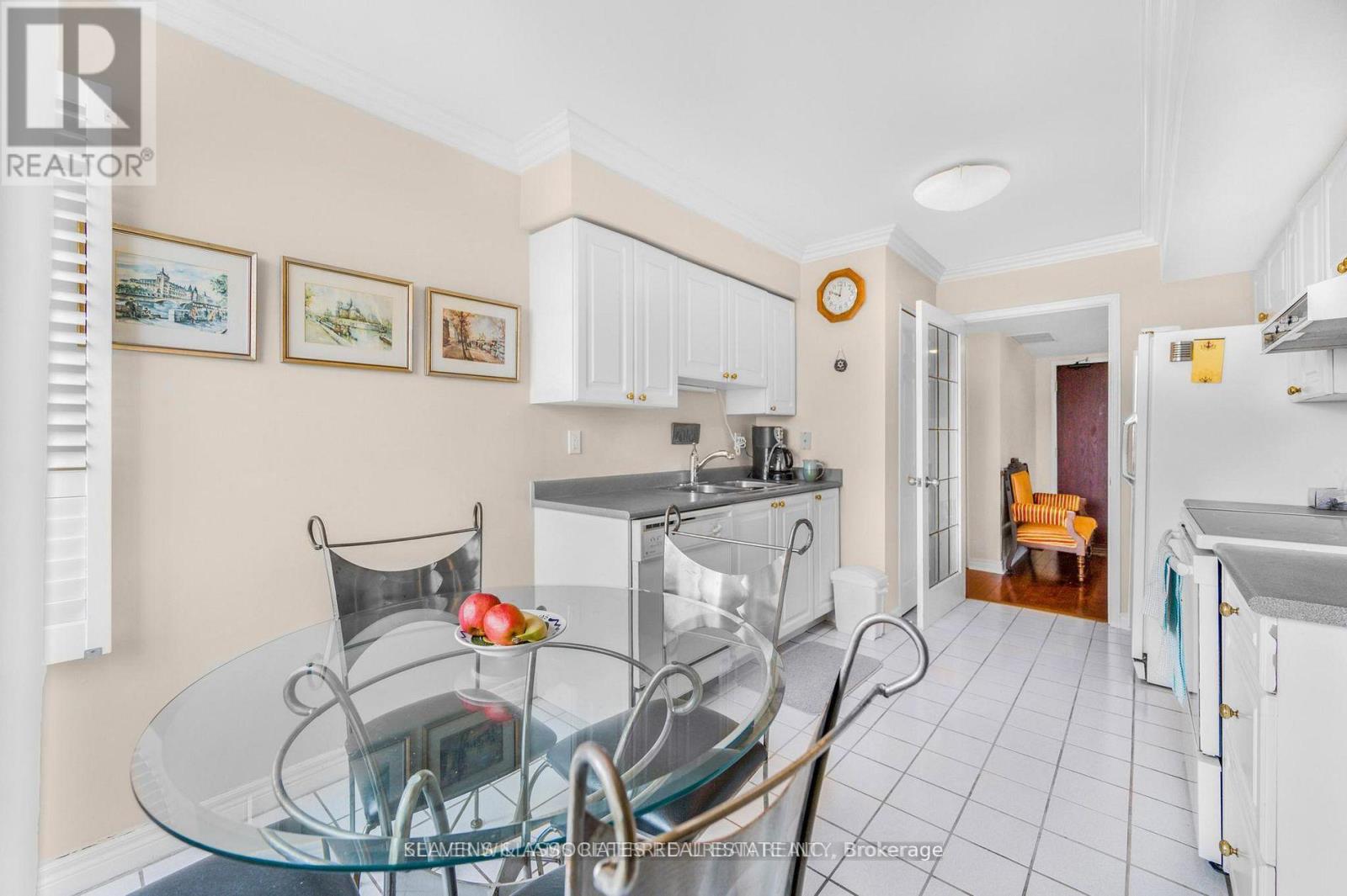 Ph209 - 2 Covington Road, Toronto, Ontario  M6A 3E2 - Photo 14 - C12544276