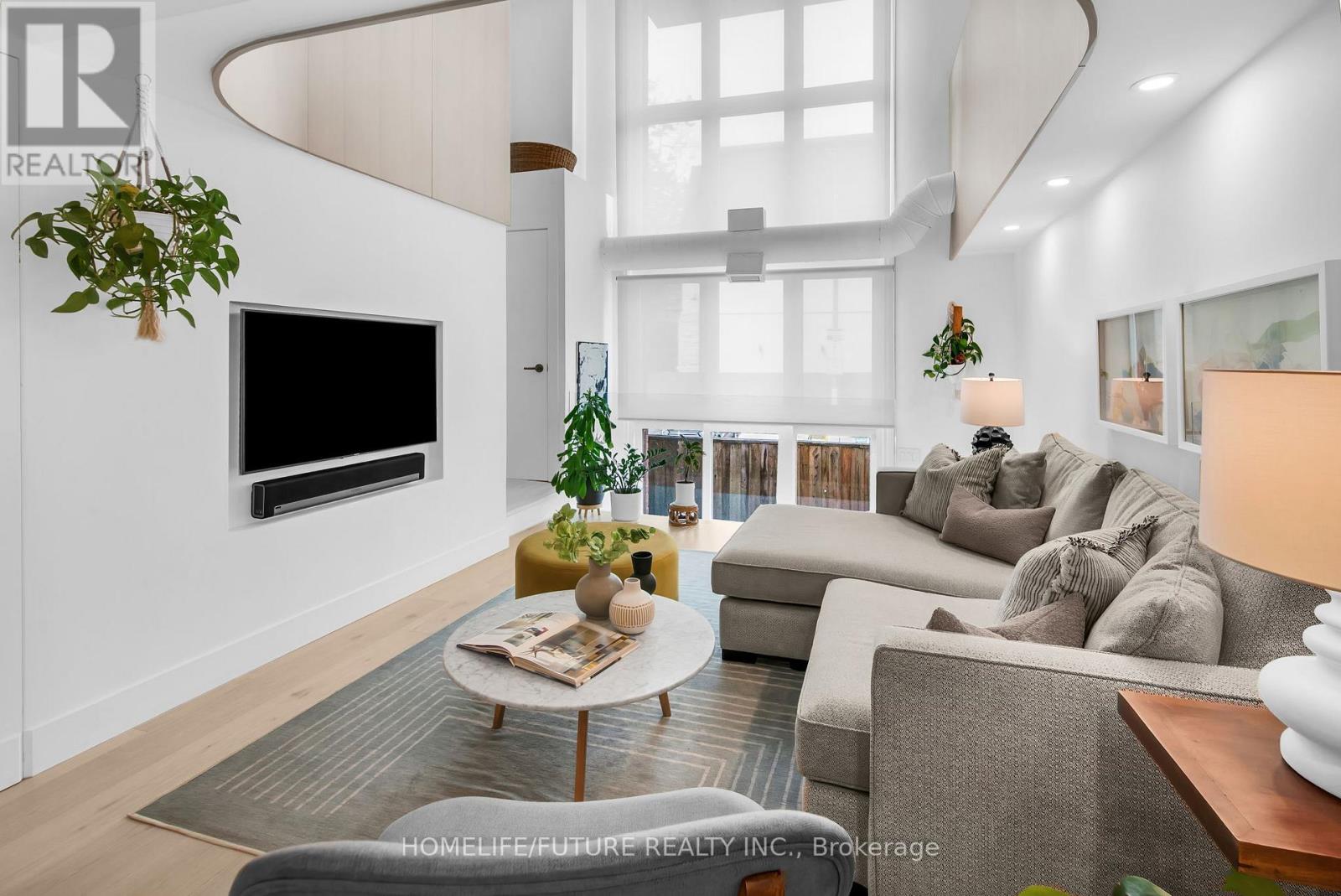 102 - 660 Pape Avenue, Toronto, Ontario  M4K 3S5 - Photo 6 - E12544288