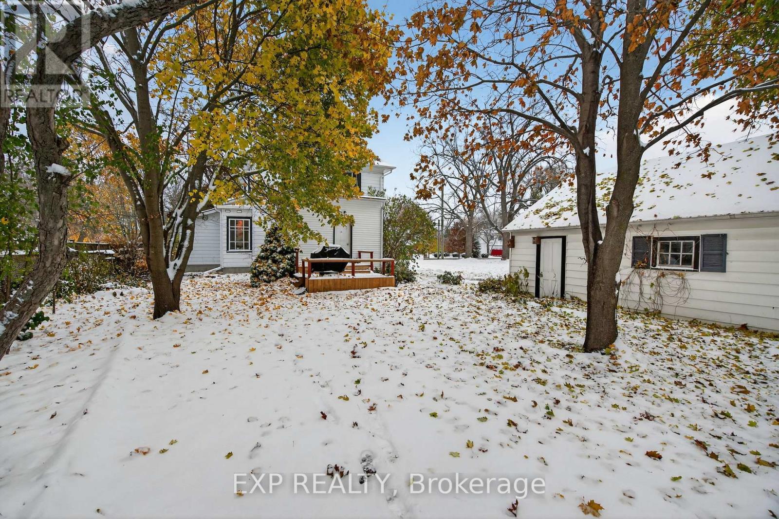 372 Main Street, Prince Edward County, Ontario K0K 3L0 - Photo 35 - X12538820