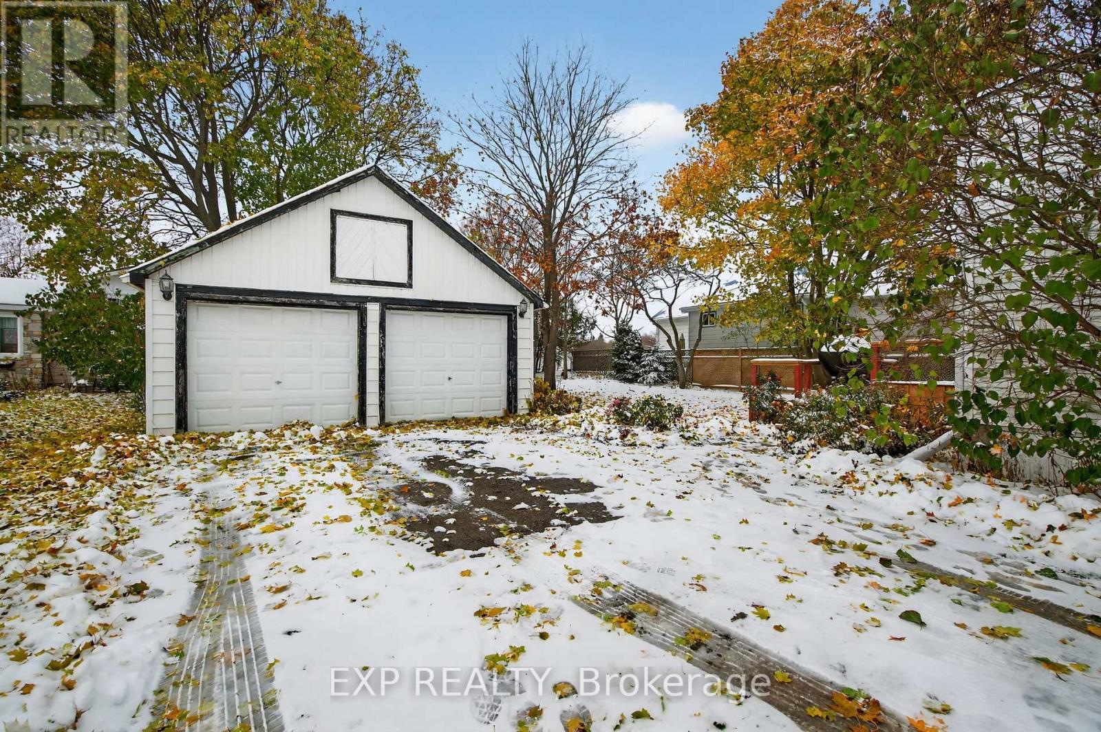 372 Main Street, Prince Edward County, Ontario K0K 3L0 - Photo 33 - X12538820