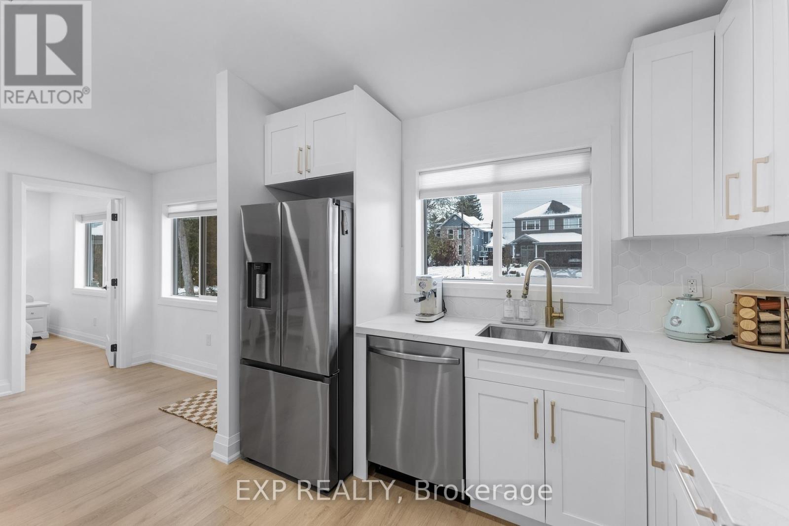 808 Montsell Avenue, Georgina, Ontario  L0E 1S0 - Photo 13 - N12544216