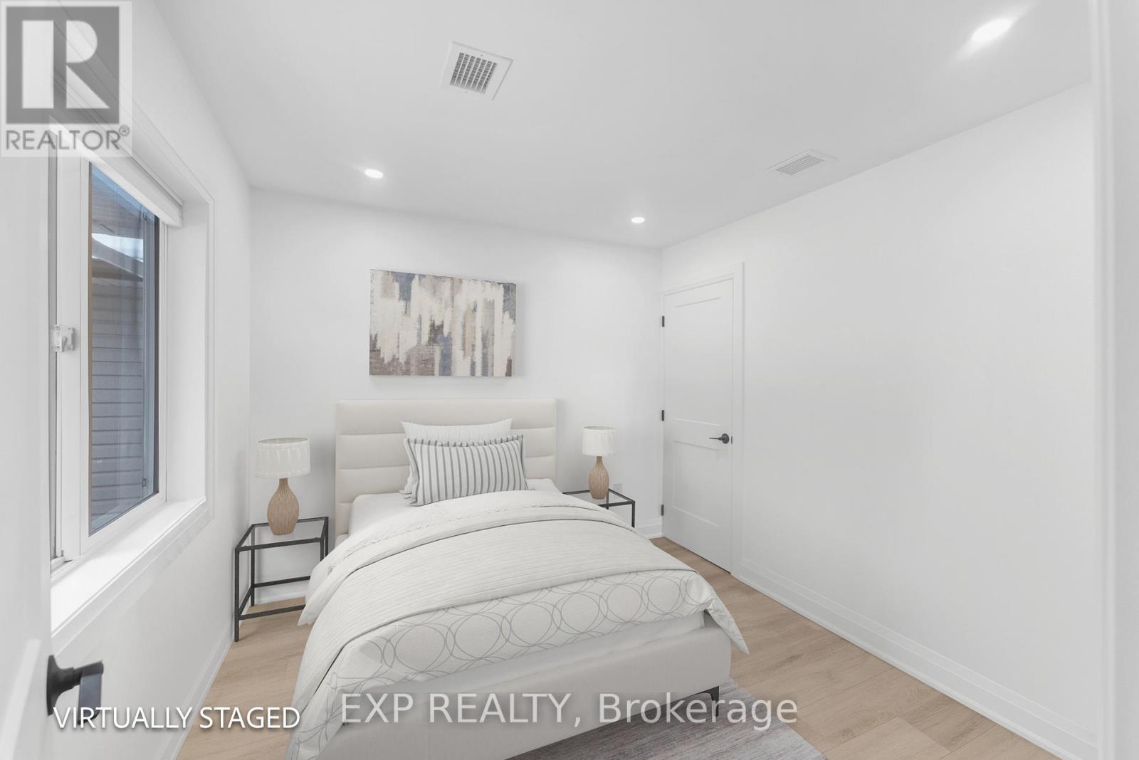 808 Montsell Avenue, Georgina, Ontario  L0E 1S0 - Photo 21 - N12544216