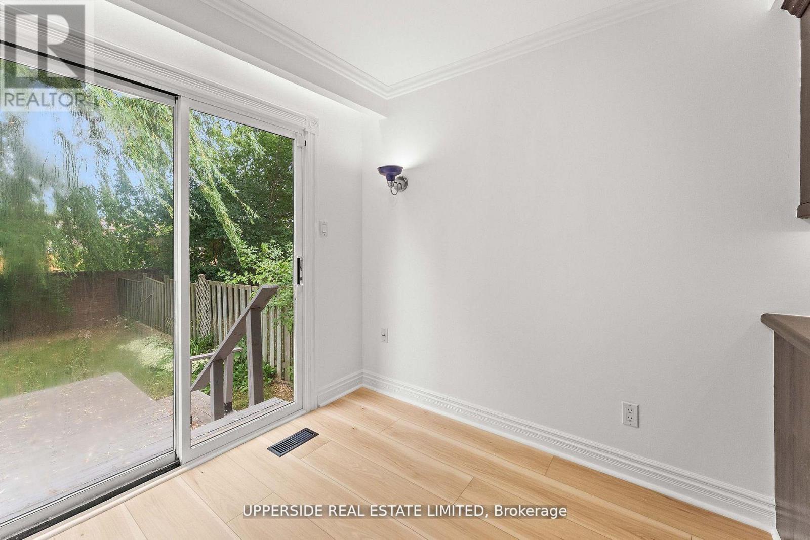 55 Thornbury Circle, Vaughan, Ontario  L4J 5C3 - Photo 16 - N12544250