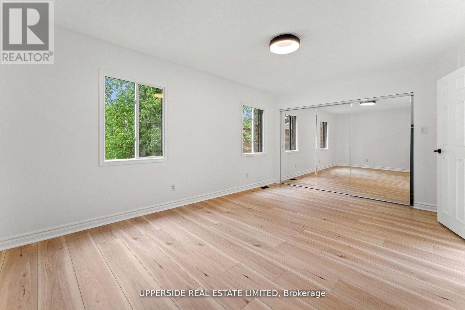 55 Thornbury Circle, Vaughan, Ontario  L4J 5C3 - Photo 26 - N12544250