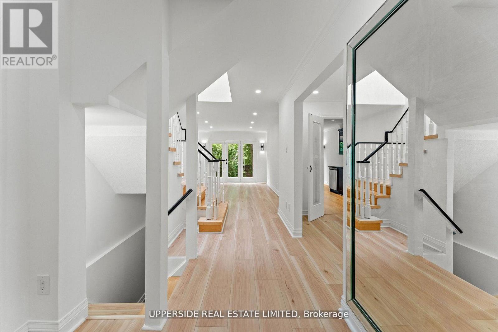 55 Thornbury Circle, Vaughan, Ontario  L4J 5C3 - Photo 8 - N12544250