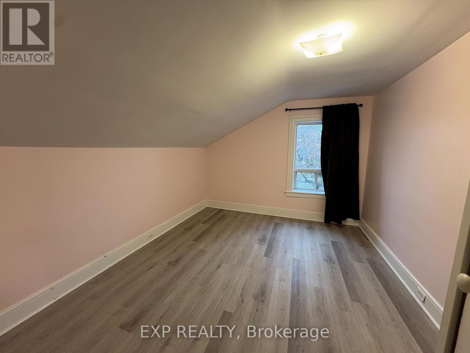 1 - 213 Prospect Street, Newmarket, Ontario  L3Y 3T8 - Photo 21 - N12544290