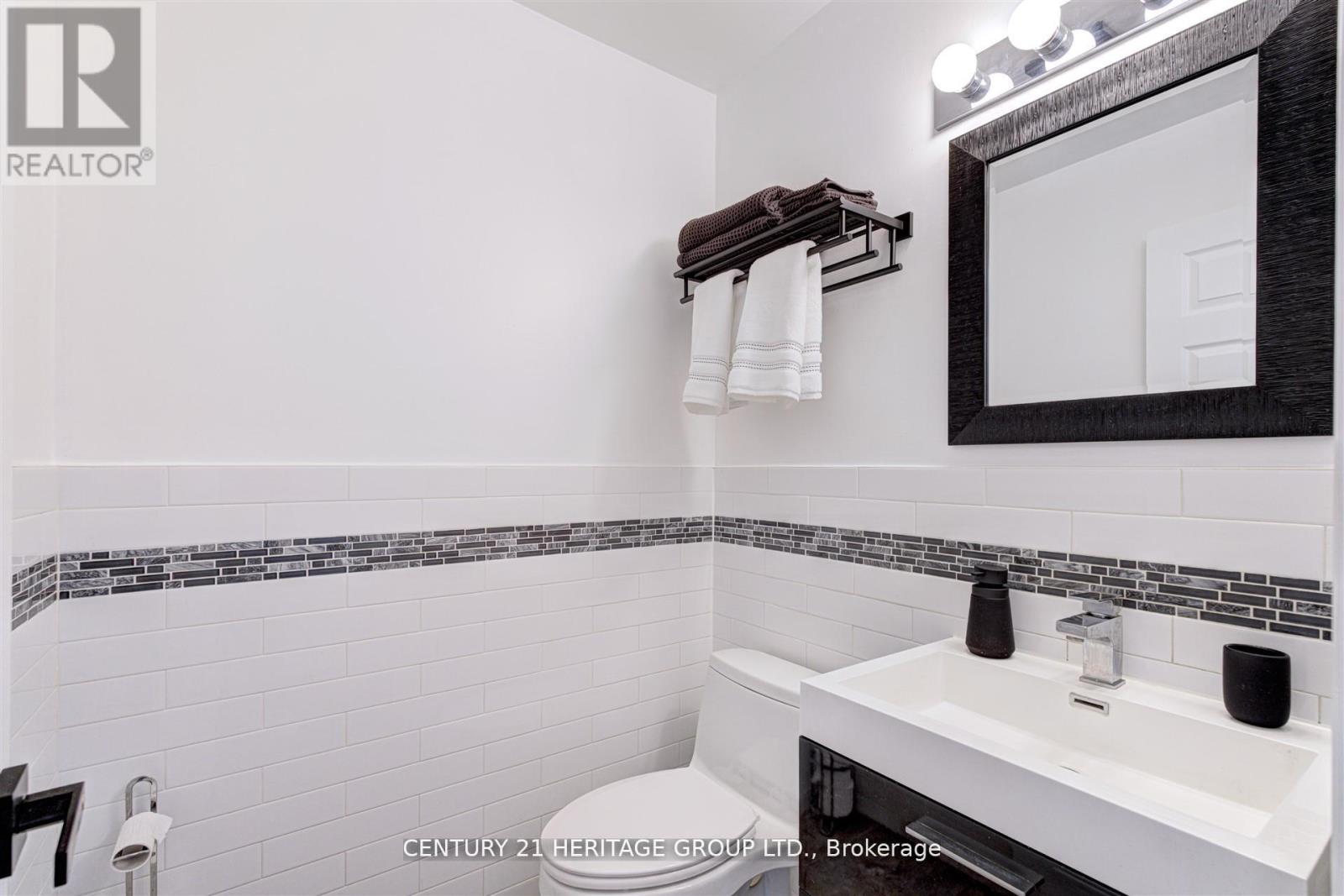 10 Bachly Crescent, King, Ontario  L7B 0E8 - Photo 23 - N12544308