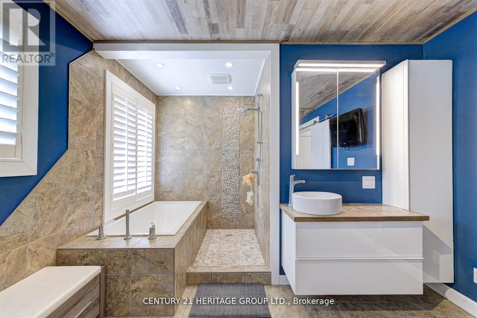 10 Bachly Crescent, King, Ontario  L7B 0E8 - Photo 28 - N12544308