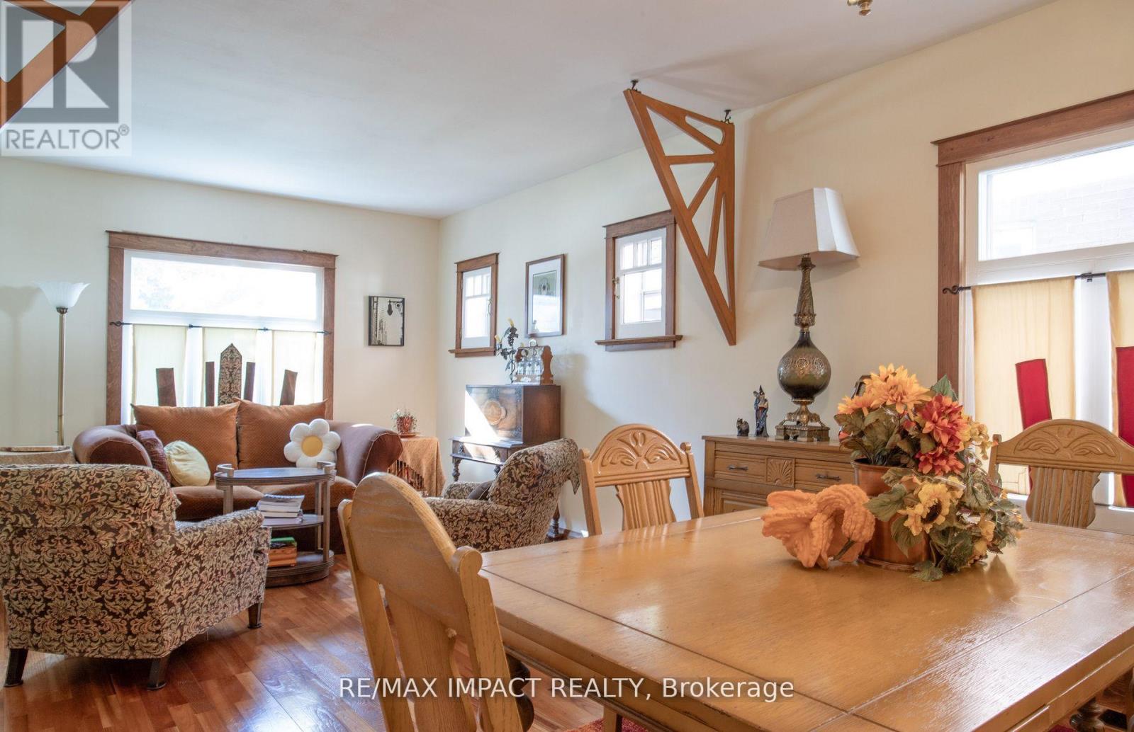 45 Burk Street, Oshawa, Ontario L1J 4C1 - Photo 10 - E12544506