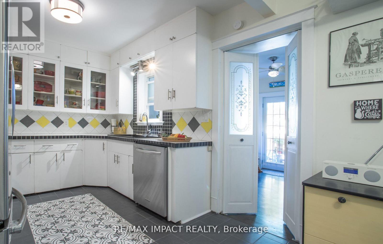 45 Burk Street, Oshawa, Ontario L1J 4C1 - Photo 12 - E12544506