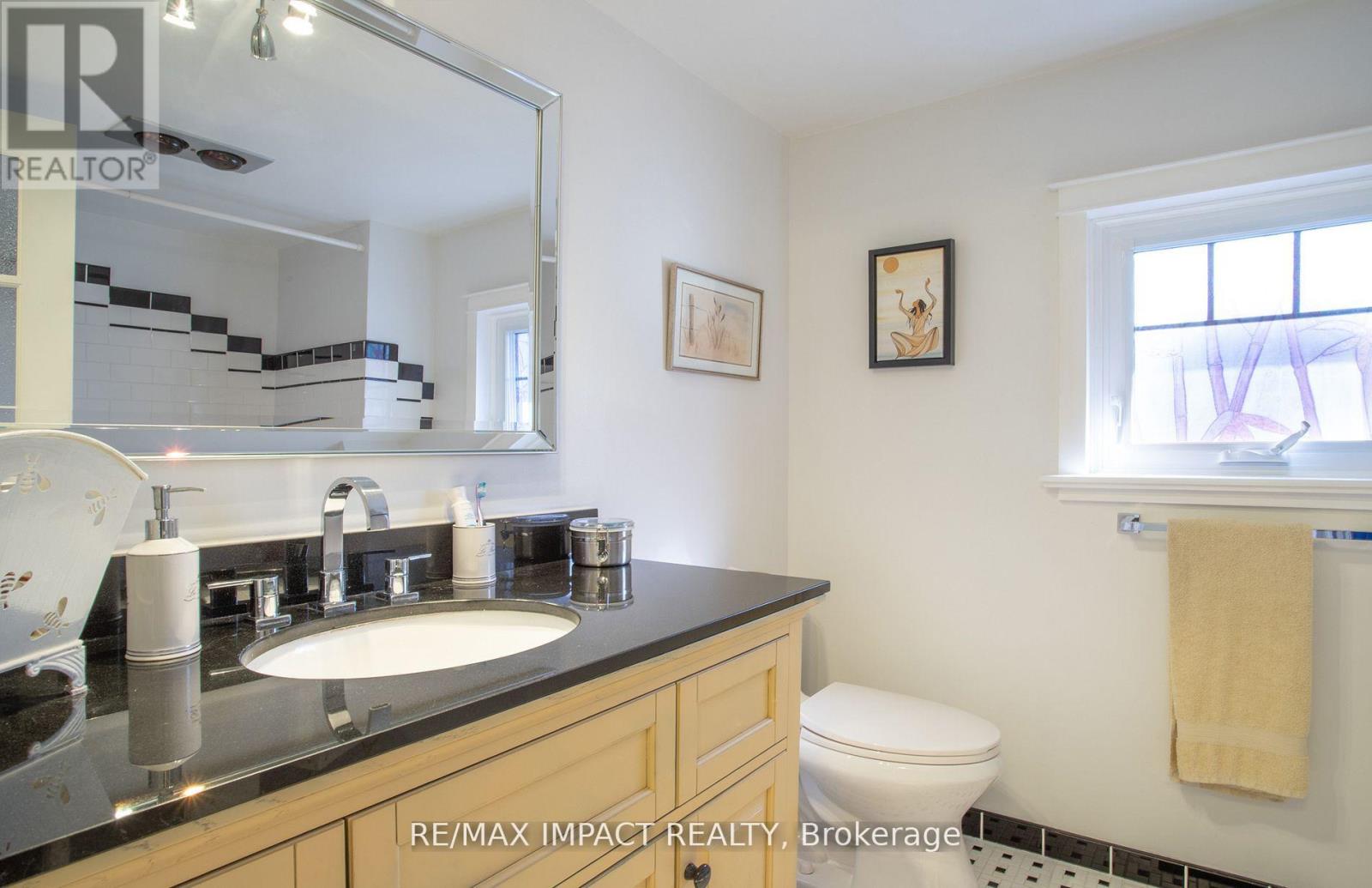 45 Burk Street, Oshawa, Ontario L1J 4C1 - Photo 20 - E12544506