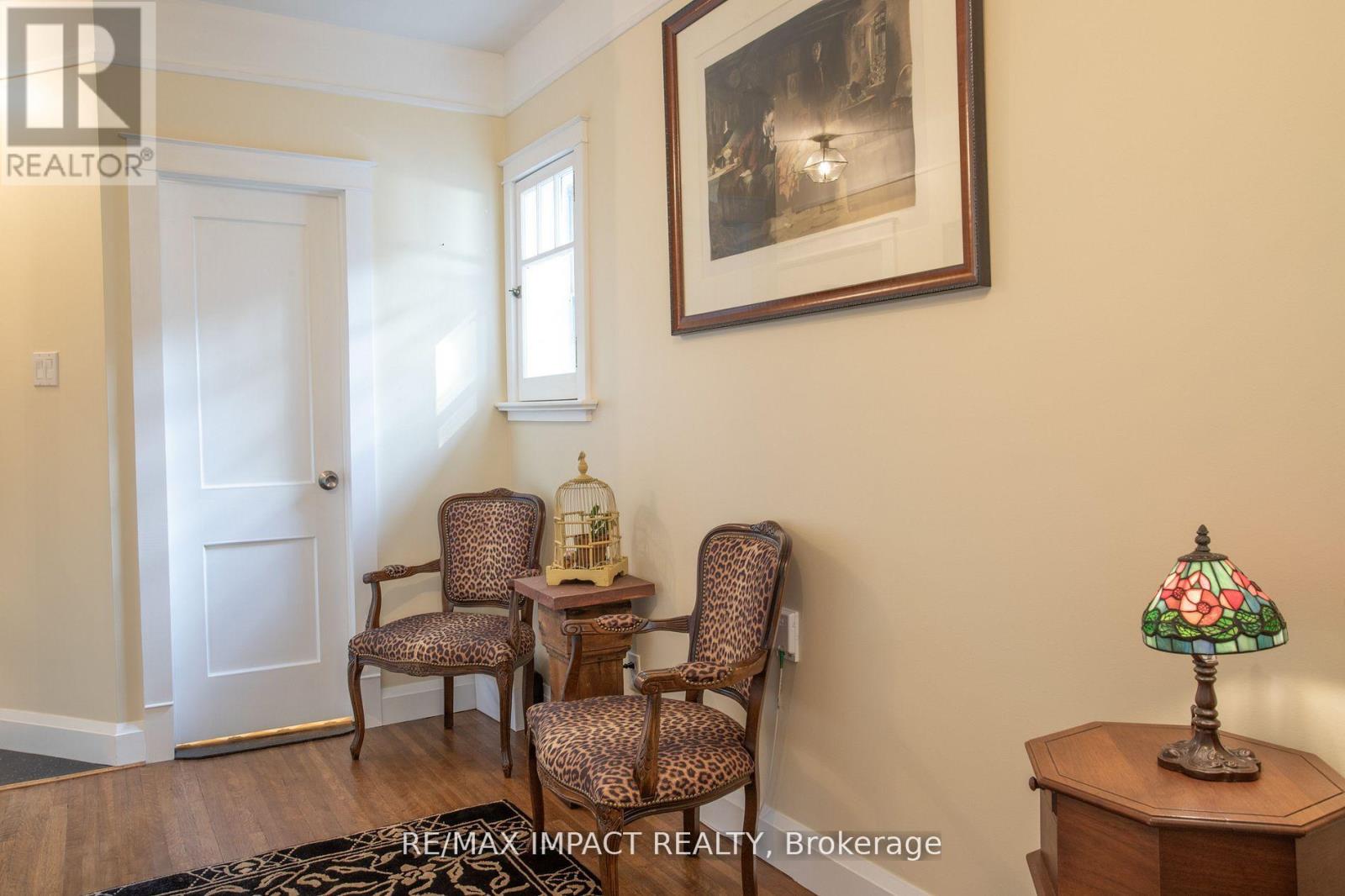 45 Burk Street, Oshawa, Ontario L1J 4C1 - Photo 5 - E12544506