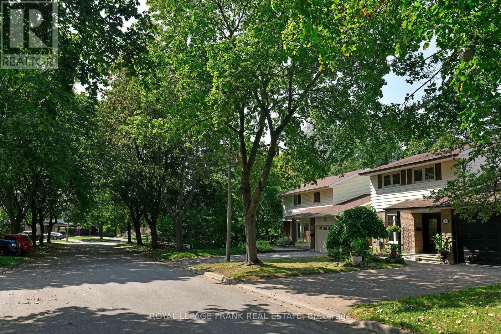 1104 OLD PYE COURT, Oshawa, Ontario