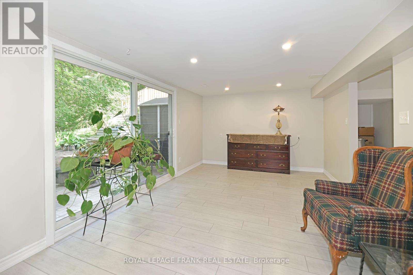 1104 Old Pye Court, Oshawa, Ontario  L1G 7N8 - Photo 16 - E12544518