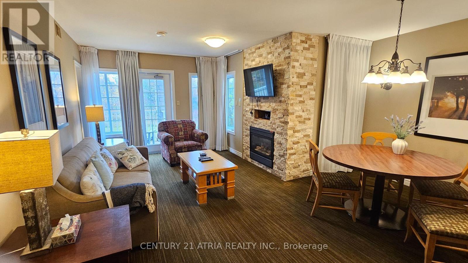 2074/75 - 90 Highland Drive N, Oro-Medonte, Ontario  L0L 2L0 - Photo 2 - S12544282