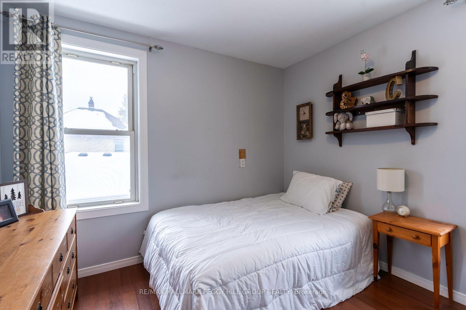 408 Regent Street, Orillia, Ontario  L3V 4C9 - Photo 10 - S12544292