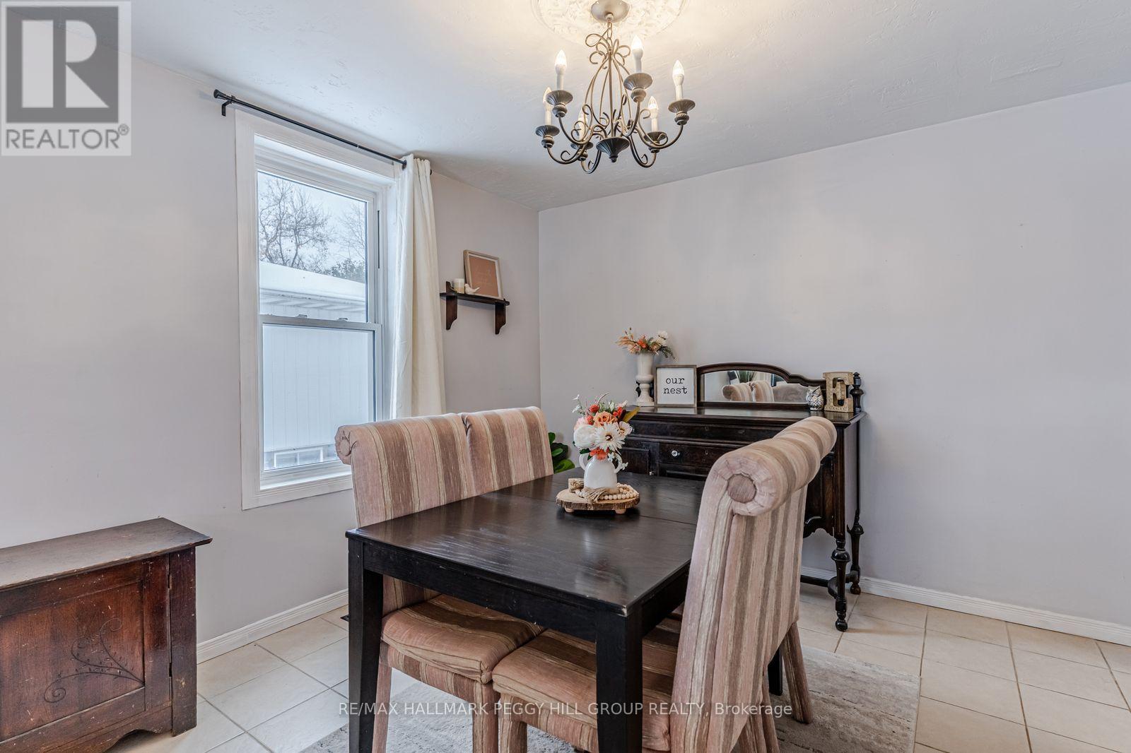 408 Regent Street, Orillia, Ontario  L3V 4C9 - Photo 4 - S12544292