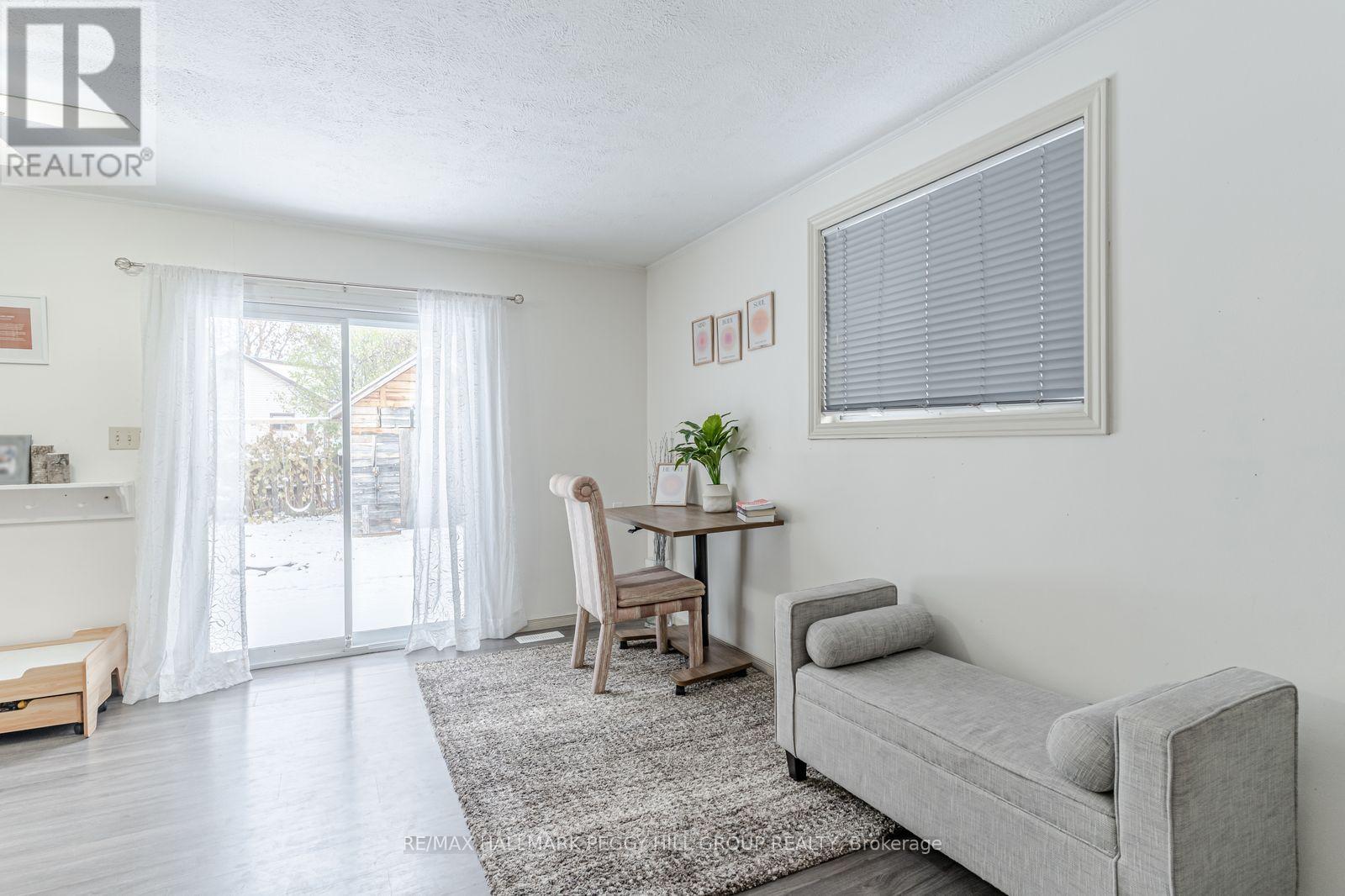 408 Regent Street, Orillia, Ontario  L3V 4C9 - Photo 7 - S12544292