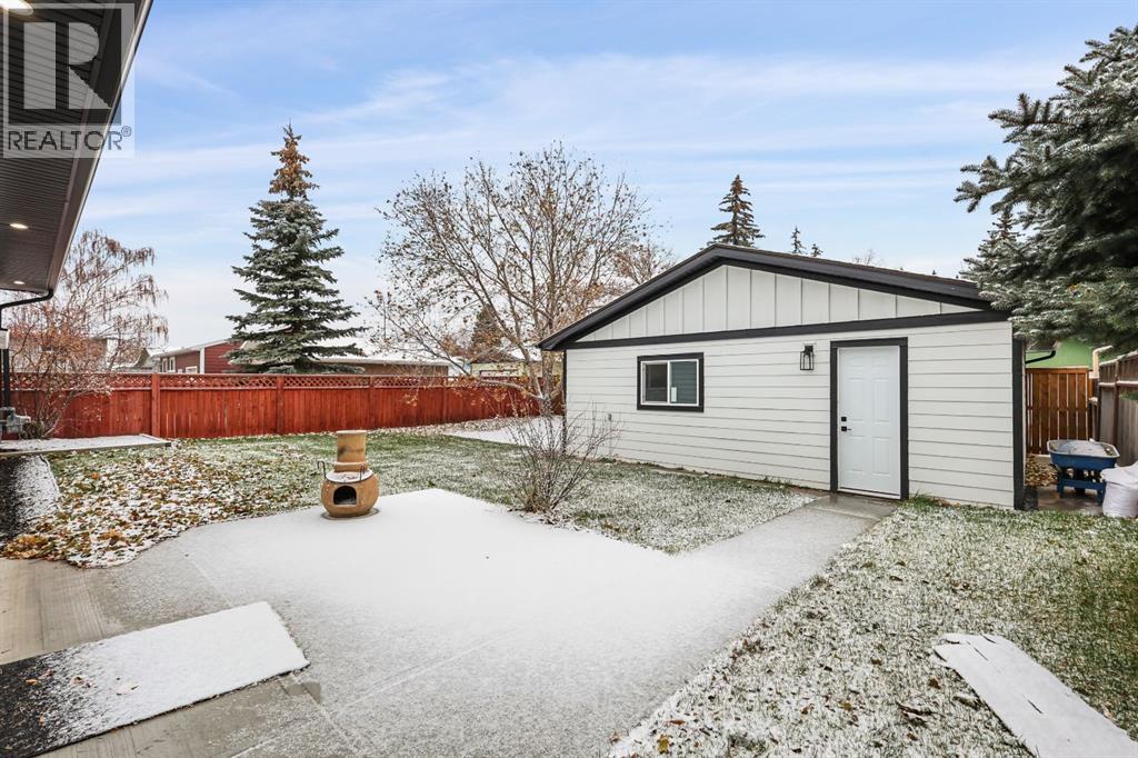 116 Silvercreek Drive Nw, Calgary, Alberta  T3B 4G8 - Photo 42 - A2269977