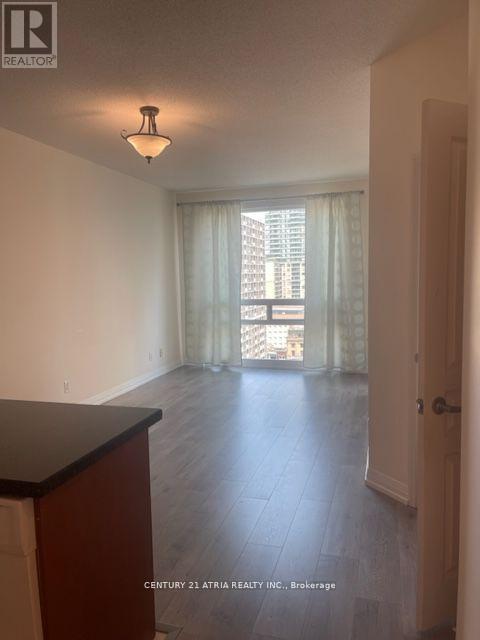 1507 - 1121 Bay Street, Toronto, Ontario  M5S 3L9 - Photo 2 - C12544044