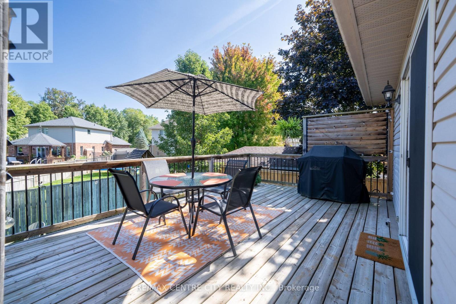 495 Riverview Drive, Strathroy-Caradoc, Ontario  N7G 4B3 - Photo 13 - X12544568