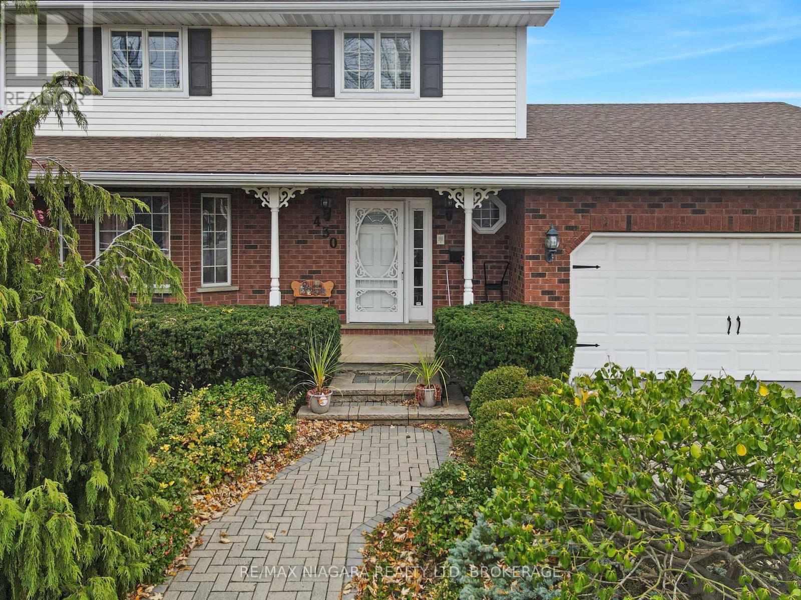 430 Gorham Road, Fort Erie, Ontario  L0S 1N0 - Photo 2 - X12288560