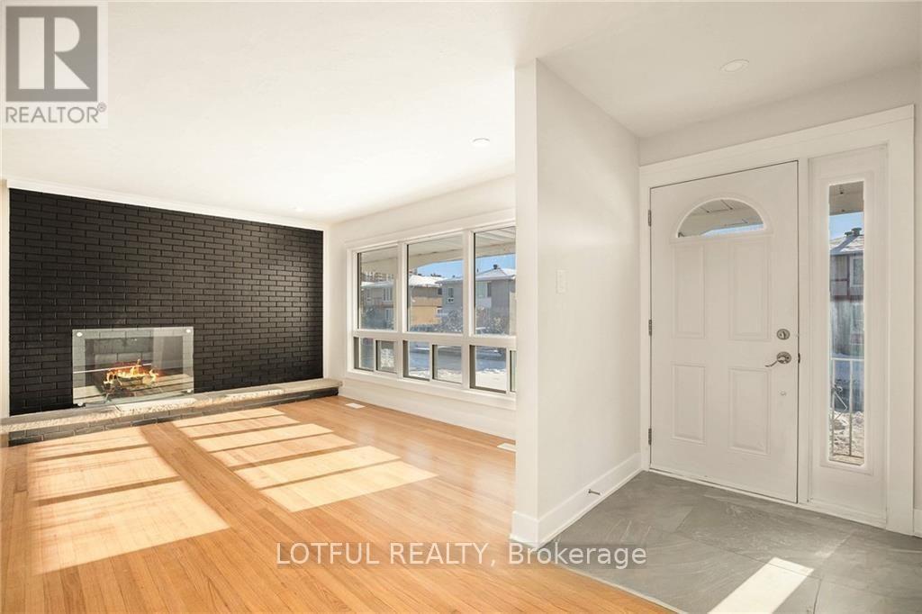 2655 Don Street, Ottawa, Ontario  K2B 6Y2 - Photo 2 - X12544356