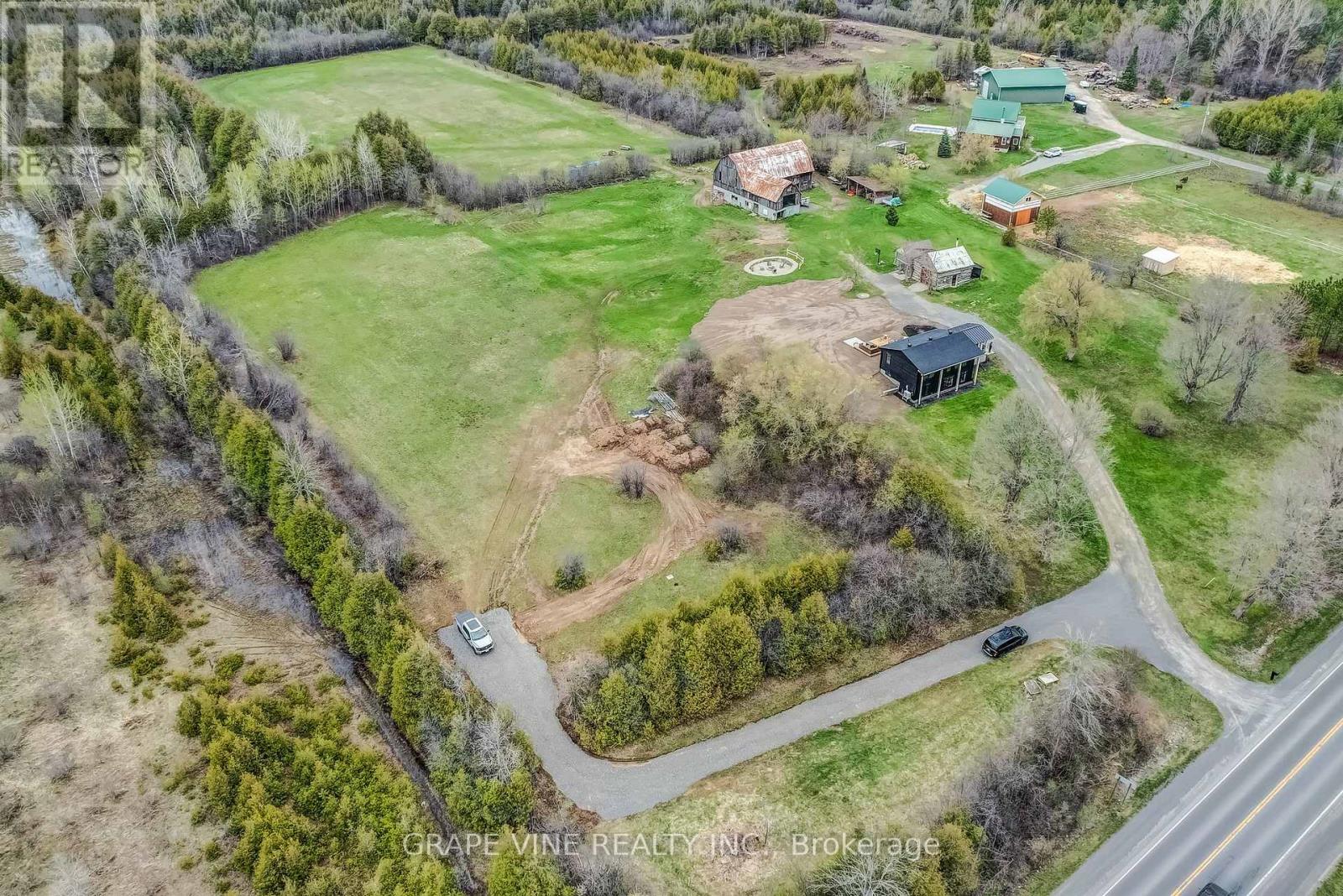 1671 County Rd 43 Road, North Grenville, Ontario  K0G 1G0 - Photo 2 - X12544538