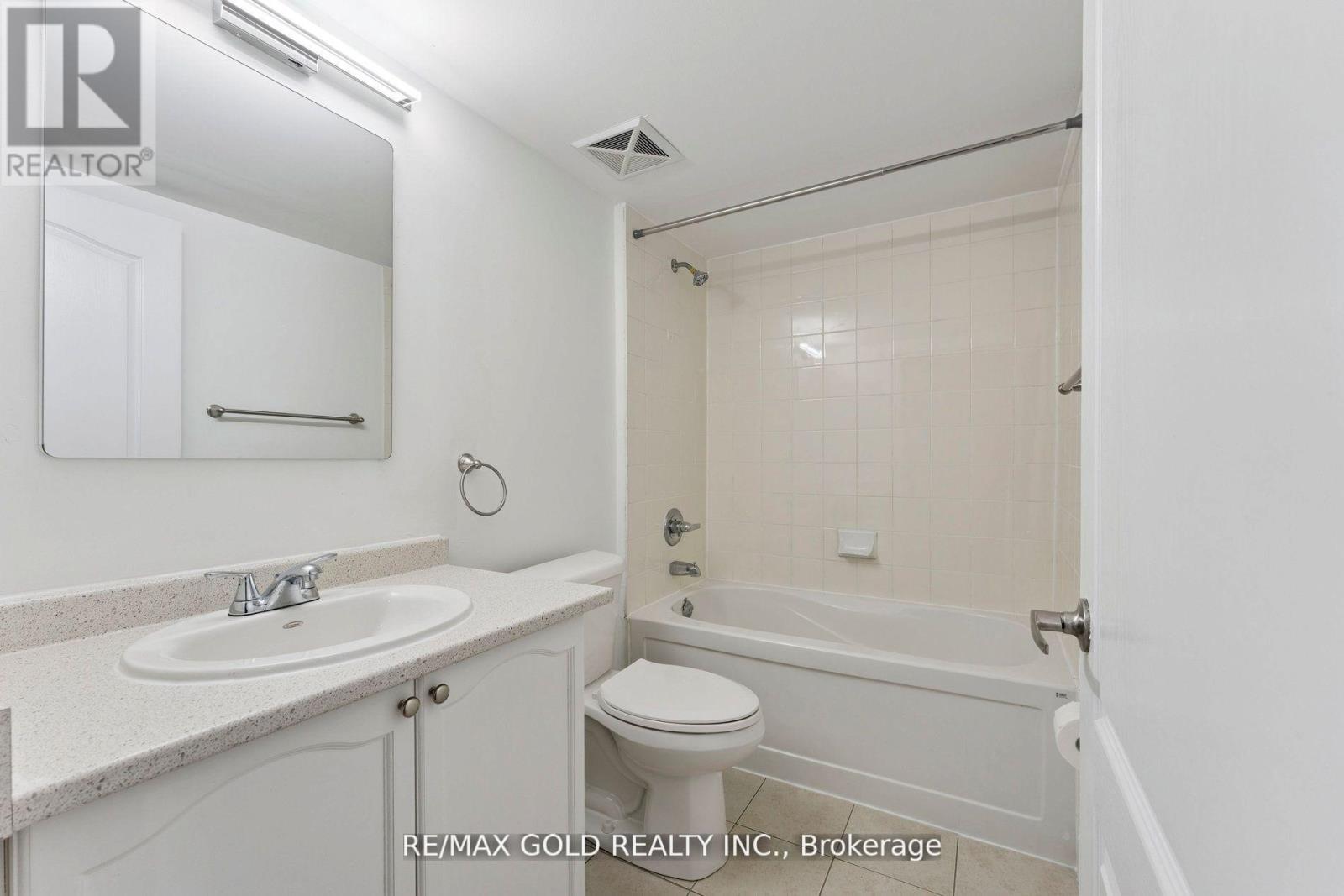 2104 - 6 Dayspring Circle, Brampton, Ontario  L6P 2Z6 - Photo 14 - W12544202