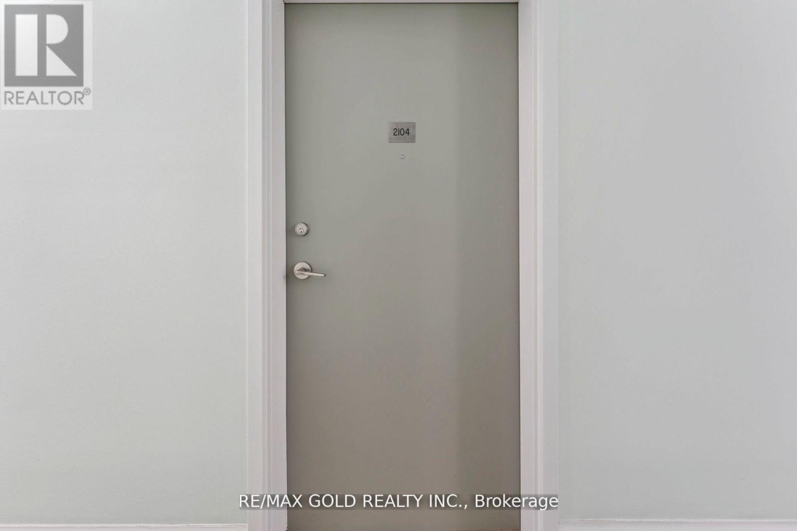 2104 - 6 Dayspring Circle, Brampton, Ontario  L6P 2Z6 - Photo 5 - W12544202